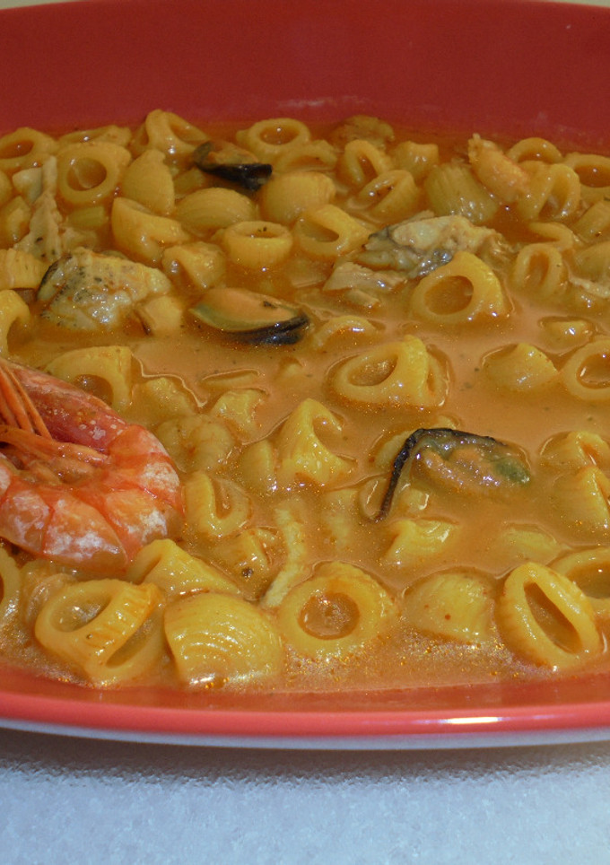 Una foto de Sopa de pescado con chili Mexicano