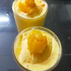 A picture of Mango Milk Shake.