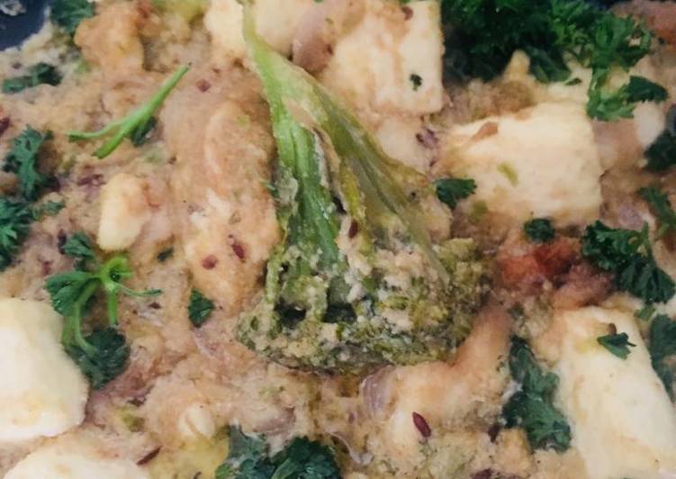 Recipe of Favorite Broccoli & paneer with Poppy seeds paste