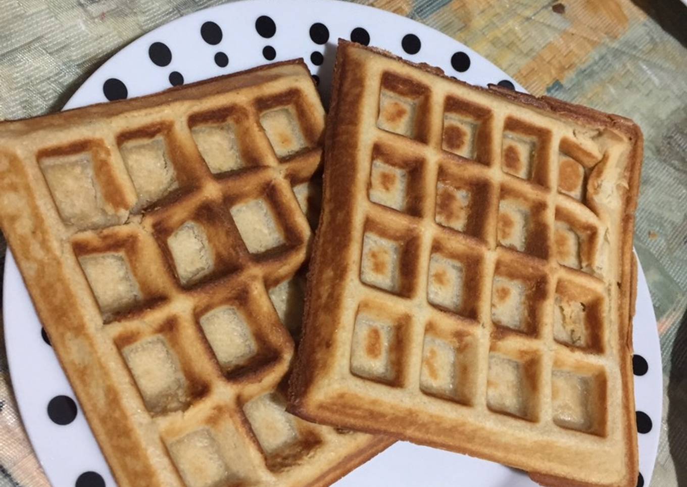 Waffles de harina de avena con peras