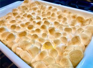 Φωτογραφία της συνταγής Sweet Potato Casserole with Marshmallows - Γλυκό με Γλυκοπατάτες και Marshmallows!