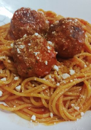 Foto principal de Spaguetti con albóndigas express