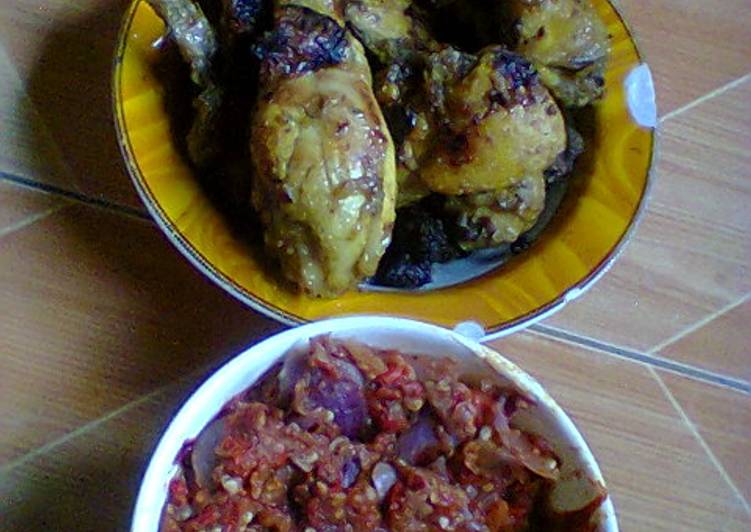Ayam bakar dan sambal terasi