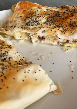 Foto di Sfoglia di pasta fillo ripiena