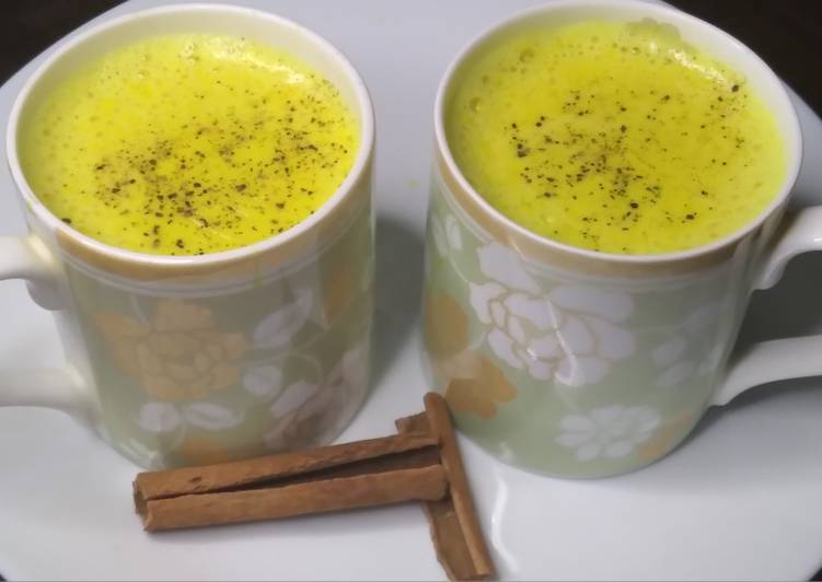 Steps to Make Super Quick Homemade Golden milk