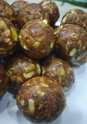 A picture of Dates dry fruits.