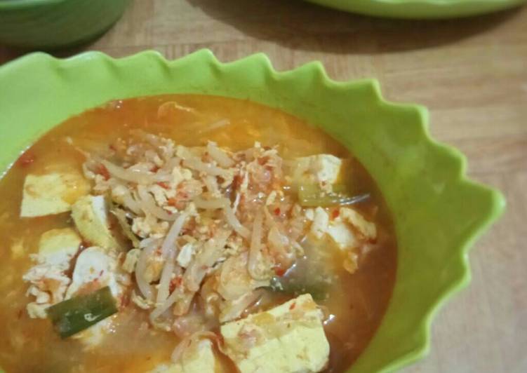 Sundubu Jjigae (sup tahu pedas)