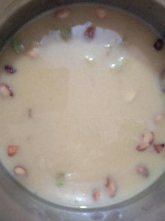 பருப்பு பாயாசம்(paruppu payasam recipe in tamil) செய்முறை முக்கிய புகைப்படம்