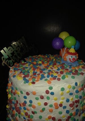 Una foto de Birthday Cake con Compota de Durazno