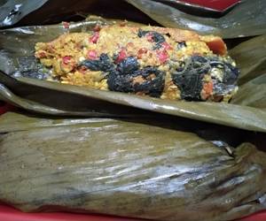 Fresh, Memasak Pepes ikan mujair ala ibu Enak Sederhana