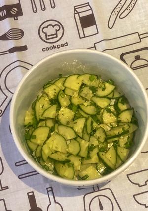 A picture of Quick Cucumber Salad.