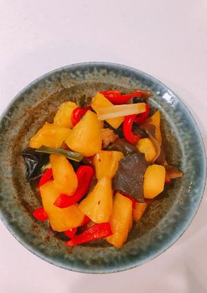 木耳炒鳳梨 的食譜成品照片