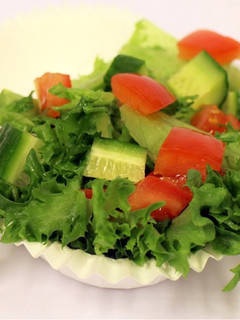 A picture of Classic Cucumber Salad.