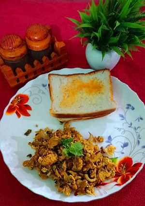 A picture of Egg Bhurji (Indian-Style Scrambled Eggs).