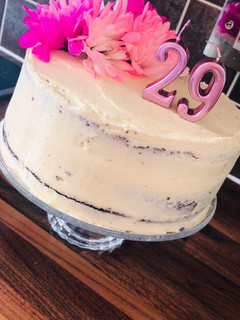 Una foto de Chocolate & Baileys layer cake