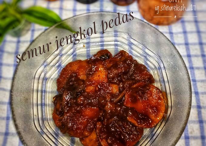 Semur jengkol pedas