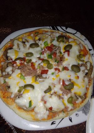 عکسی از دستور پیتزای قارچ و گوشت مخصوص