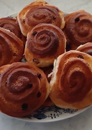 Mazsolas-vajas-mascarponés csiga recept fotója