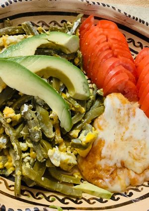 A picture of Cactus with Egg (Nopales con Huevo)10 #mommasrecipes.