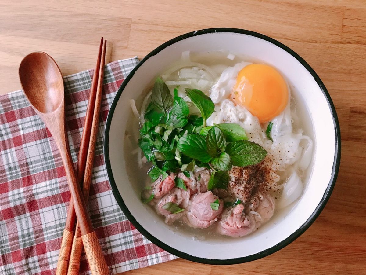 Phở Tái Đơn Giản Với Viên Súp Phở Bò 🍲