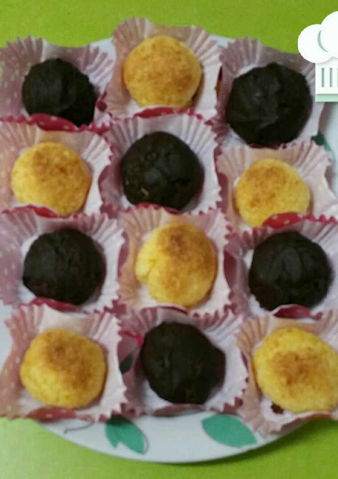 Una foto de Coquitos de coco con toque de naranja y chocolate
