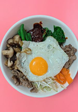 Hình của món Bibimbap healthy.