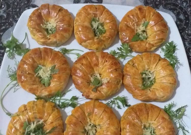 مسمن معمر راقي ومميز بعجينة سحرية مقرمش من برا ومورق من الداخل