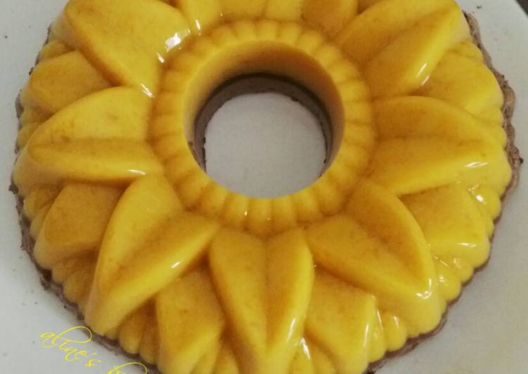 Puding labu kuning lapis busa coklat