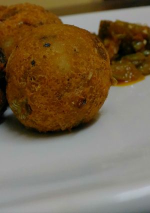 A picture of Potato Cheese Balls.