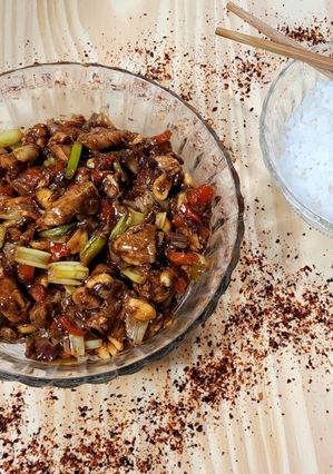 Una foto de ㊗️Kung Pao Chicken ㊗️Pollo salteado picante al estilo Gong Bao