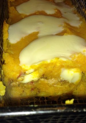 Una foto de Pastel de papa, zapallo y pollo