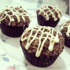A picture of Oreo Dino Muffin.