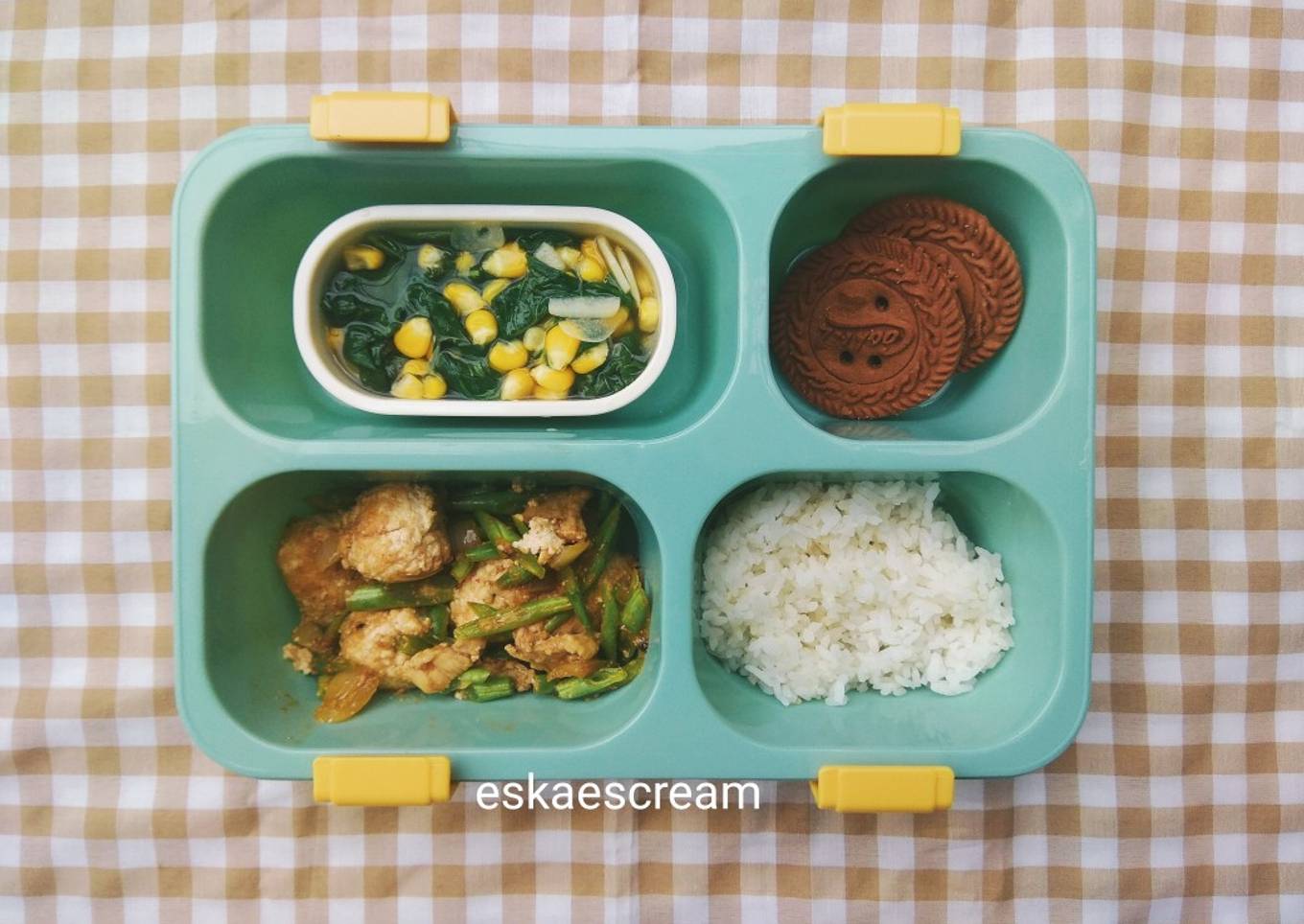 Bola-bola Tahu dan Sayur Bayam