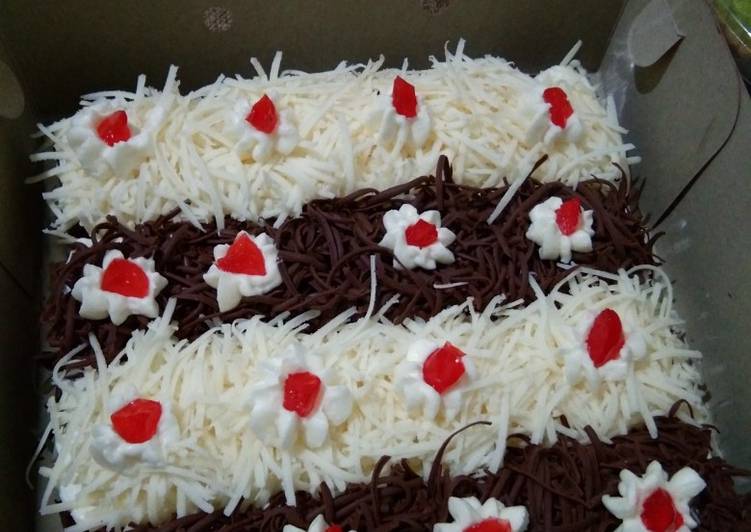 Resep Cake Potong (base kue ultah vanila), Bisa Manjain Lidah