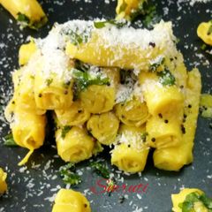 A picture of Gujarati Khandvi.
