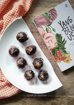 Foto resep Bola-Bola Coklat Biskuit Roma Kelapa