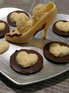 Una foto de Bombones dos chocolates