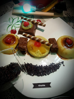 A picture of FruityJello Dome upside Down Egg Pudding & Chocolate Mousse.