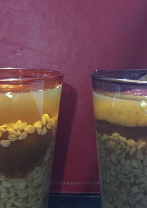 Una foto de Rico mote con huesillo
