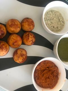 સાઉથ સેઝવાન અપ્પમ (Schezwan Appam recipe in Gujarati) રેસીપી મુખ્ય ફોટો