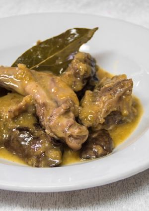 Una foto de Conejo en salsa