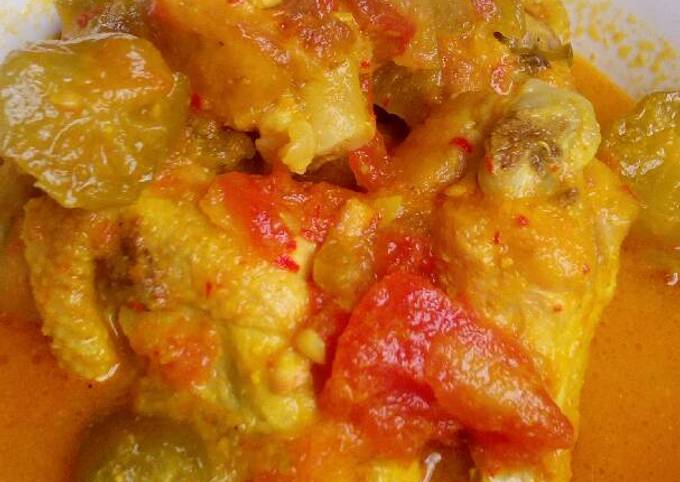 Resep Ayam Bumbu Rujak, Enak Banget