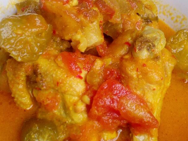 Resep Ayam Bumbu Rujak yang Lezat