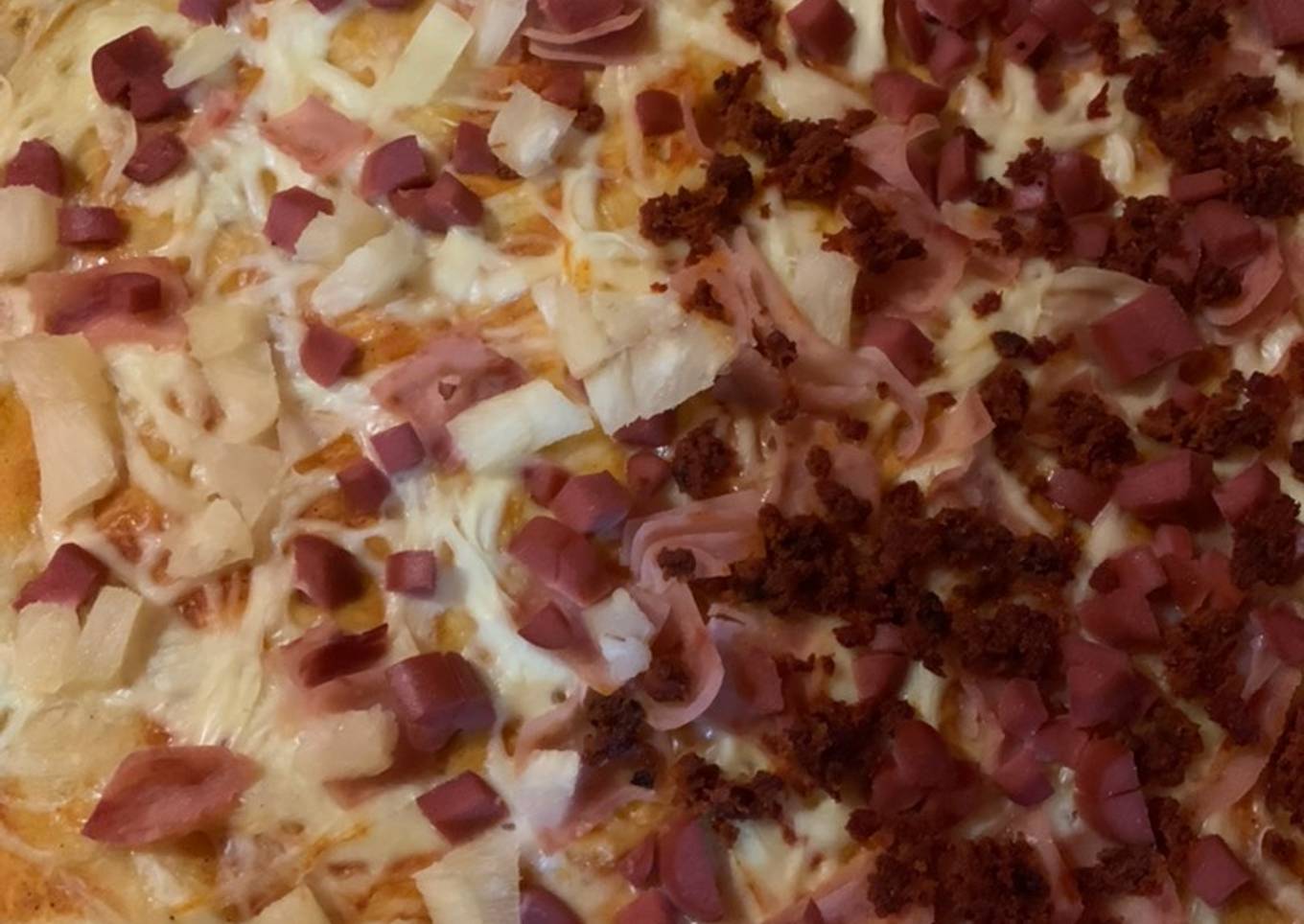 Pizza hawaiana y chorizo a mi estilo