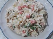 Una foto de ensalada con chicharos