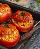 Tomates rellenos de pollo y arroz (horno)