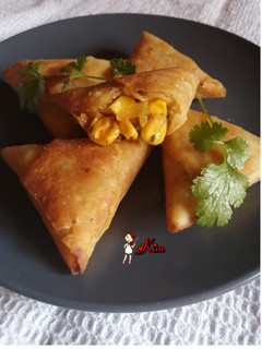 A picture of Cheese and corn samoosas.