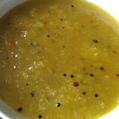 A picture of Grated green mango chutney.