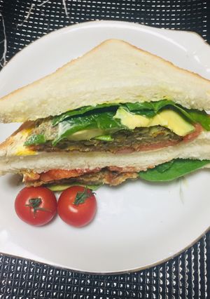 Una foto de Pan con Hamburguesas de Lentejas Veganas!!