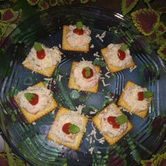 A picture of Biscuit Canapes.